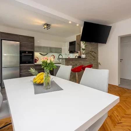 Apartment Monique Crikvenica