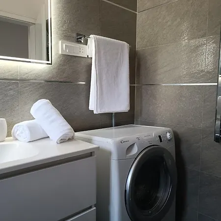 Monique * ツリクヴェニツァ